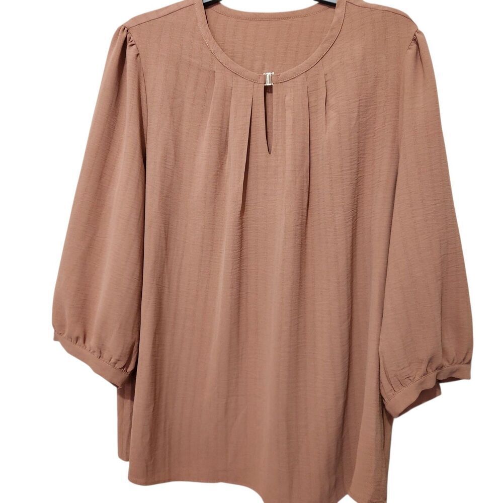 Rapbin Top Size XXL Light Brown Color Pleated.  New